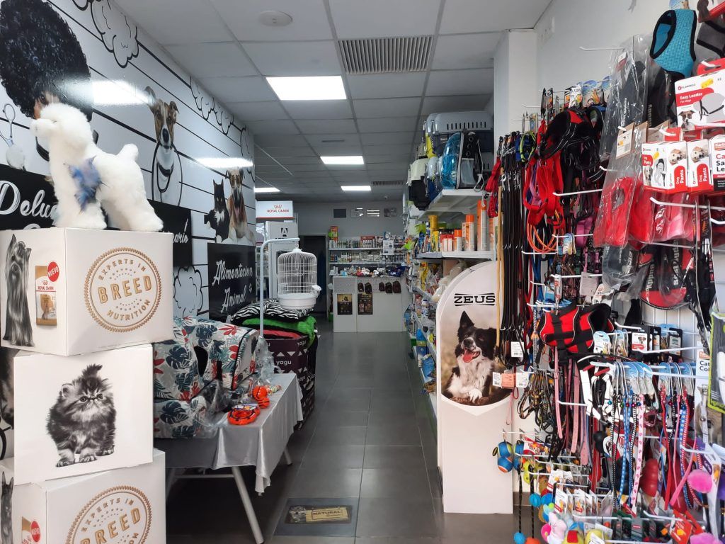 Entrada de la tienda Naturalmascotas
